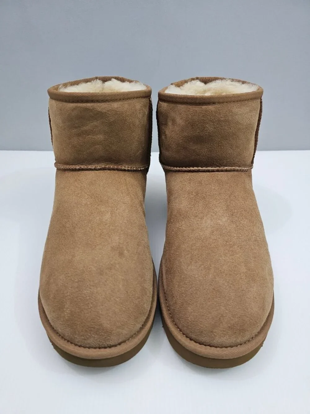 UGG Classic Mini II Ankle Boot Chesnut Sheepskin Short Winter Bootie Womens 11